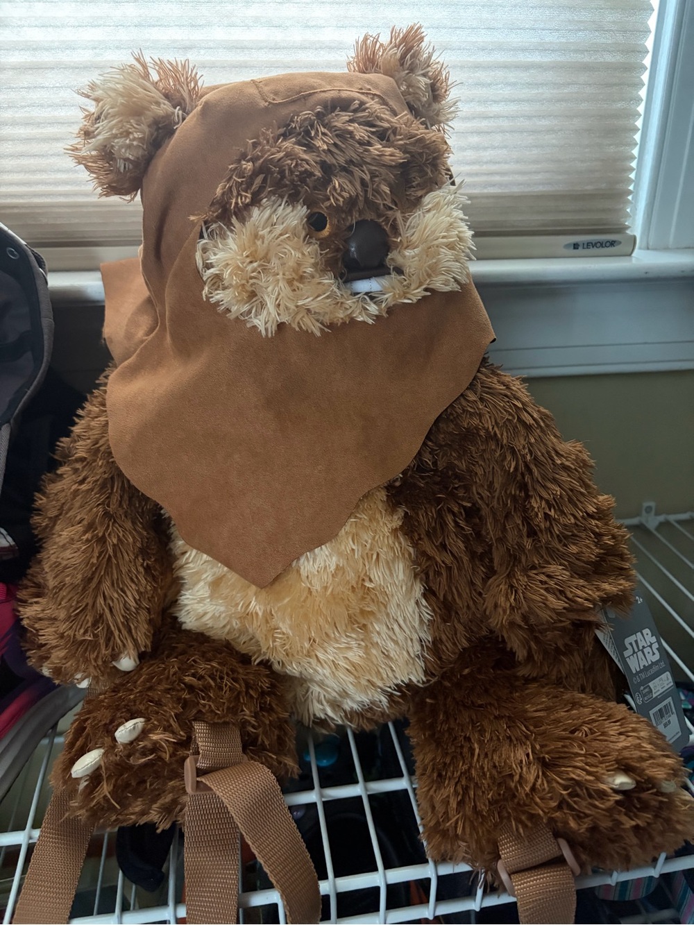 Disney Galaxy’s Edge Ewok Backpack - Picture 2 of 4
